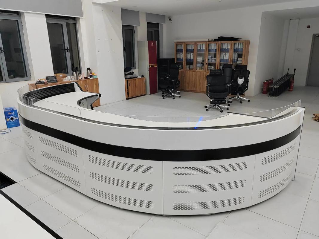 指揮中心操作臺、監(jiān)控中心控制臺與電視墻操作臺的專業(yè)生產(chǎn)與安裝